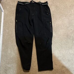 Men’s Hubunnuc black fleece lined waterproof pants. For snow or rain. Size 38.